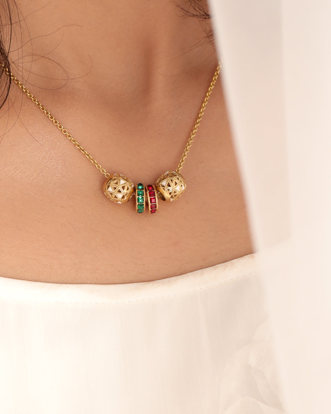 Verdant Glow Necklace