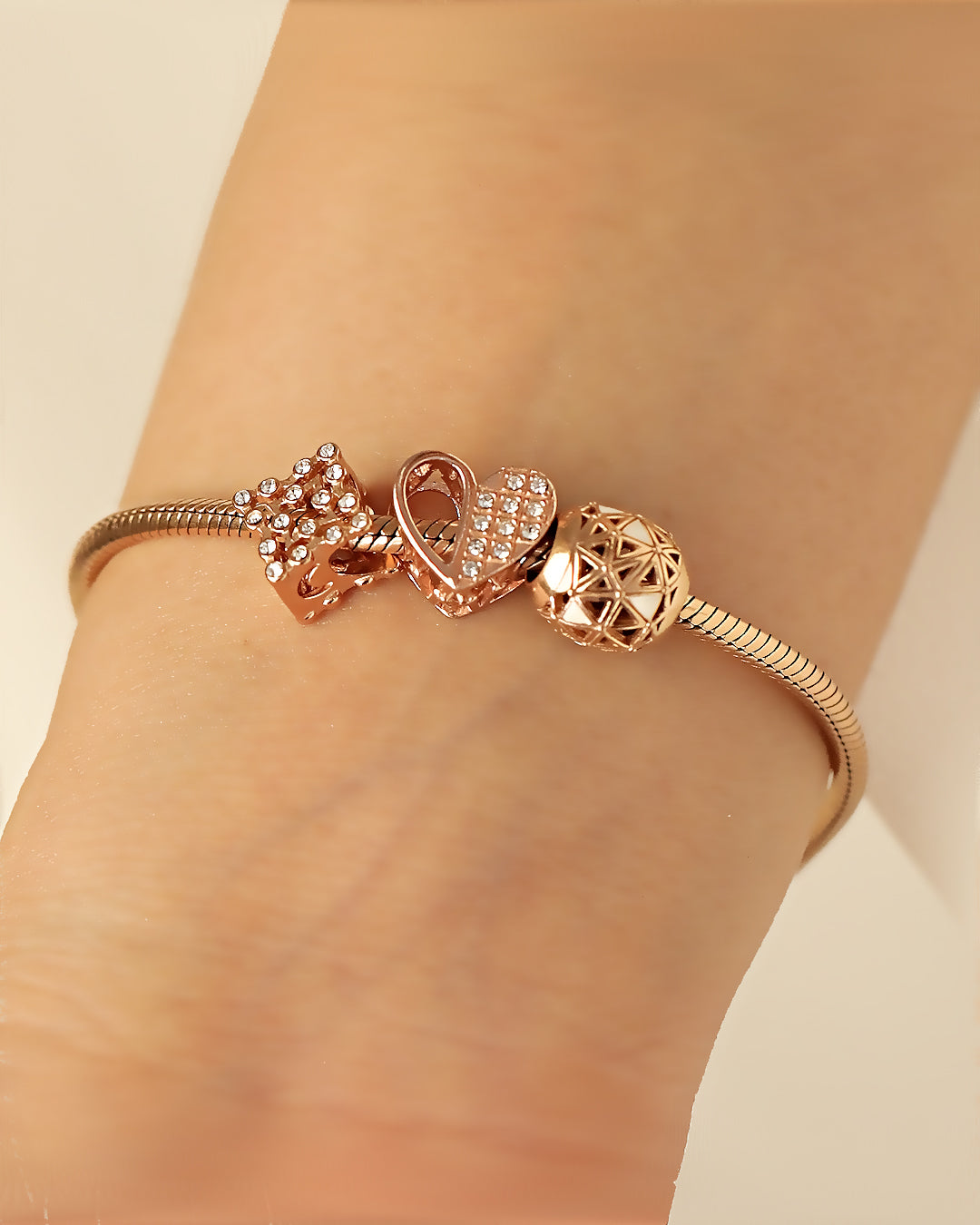 Poise Heart Bracelet