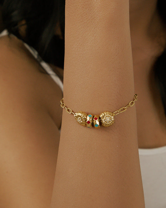 Bliss Kiss Bracelet