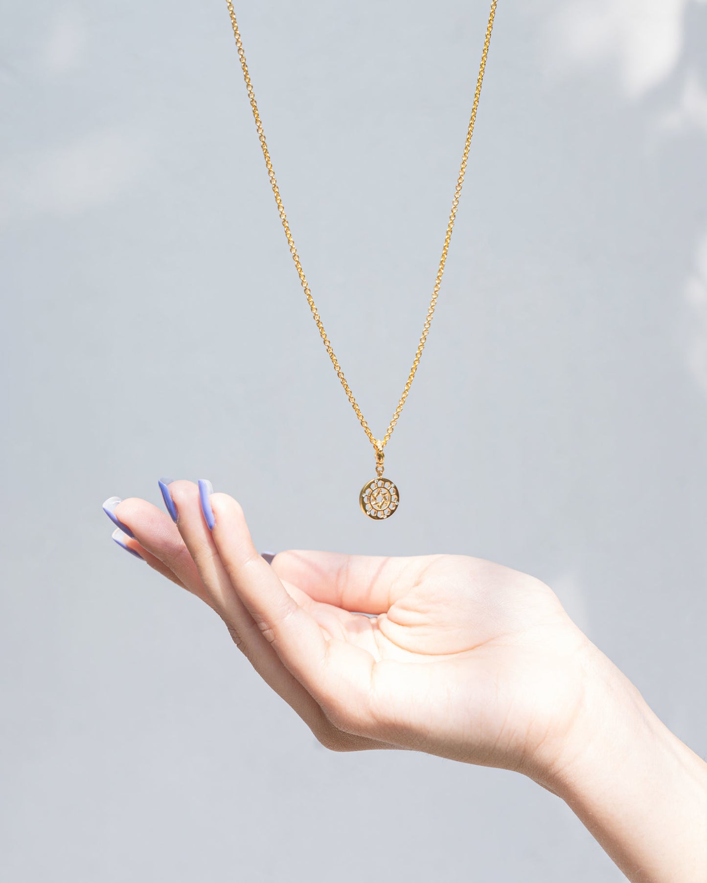 the-dreamy-heart-charka-charm-gold